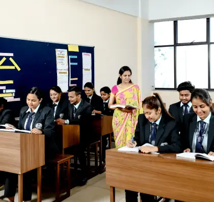 Faculty Members to Student Ratio